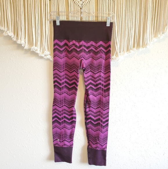 LULULEMON Ebb To Street Heathered Regal Plum Chevron Pull On Tight Leggings sz 4 - Picture 6 of 9